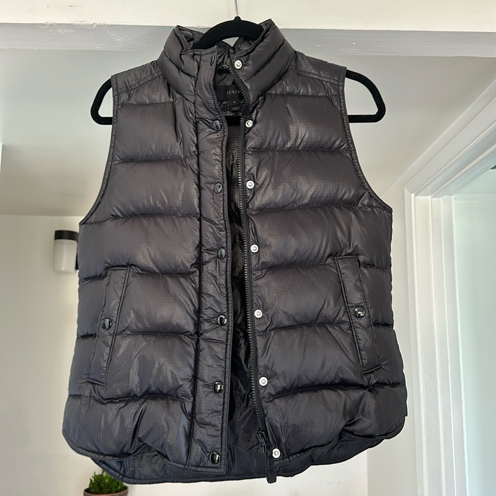 Like brand new J Crew puffer vest